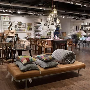 Himla Factory Outlet