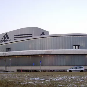 Adidas Factory Outlet