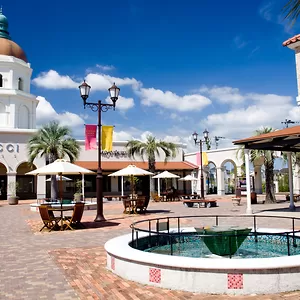 Kobe-Sanda Premium Outlets