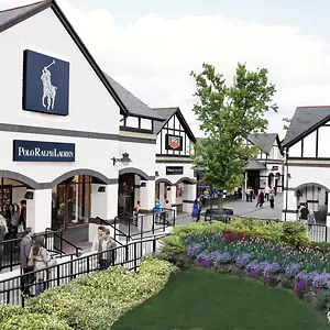 Cheshire Oaks Designer Outlet