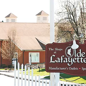 Olde Lafayette Village