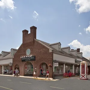 Aurora Farms Premium Outlets