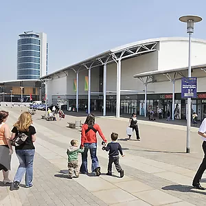 Dockside Outlet Centre