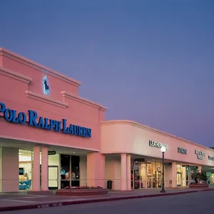 Gilroy Premium Outlets