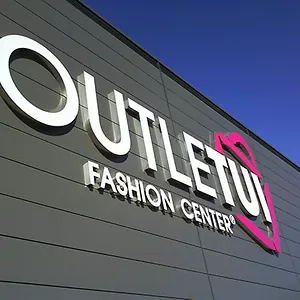 Outletui Fashion Center