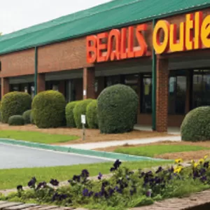 Peach Shops at Byron