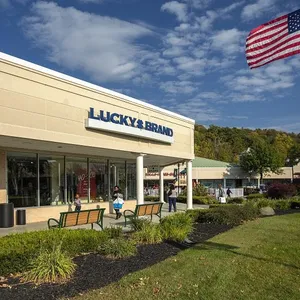 Pocono Premium Outlets