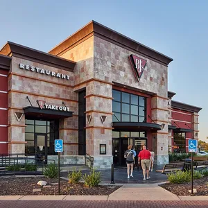 Towne East Square