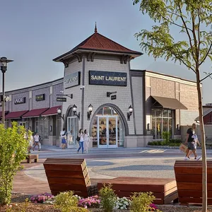 Woodbury Common Premium Outlets